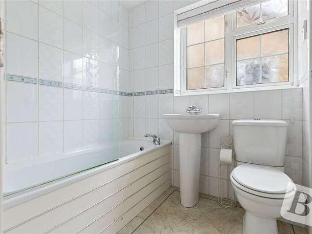 House for sale in Wickford, Shotgate
