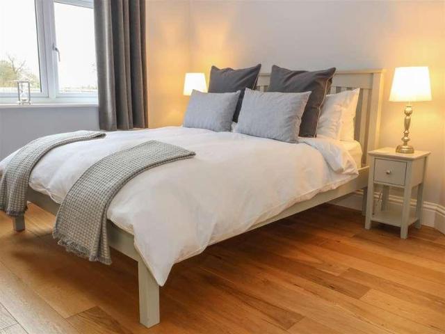 House for sale in St. Paul Malmesbury Without, Wiltshire