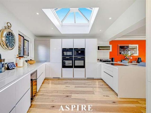 House for sale in Leigh on Sea, Southend-on-Sea