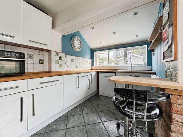 House for sale in Nodehill, Shide