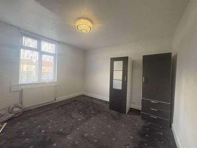 House for sale in London Borough of Ealing, Greater London