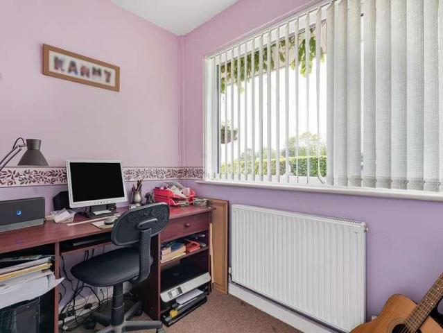 House for sale in St. Mewan, Sticker