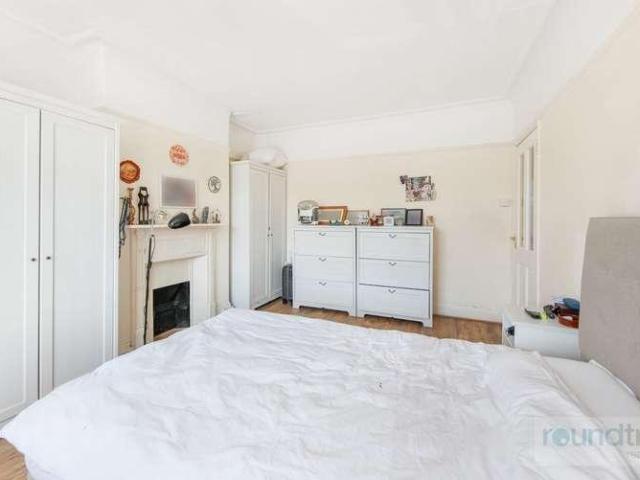House for sale in Brent Cross, Greater London