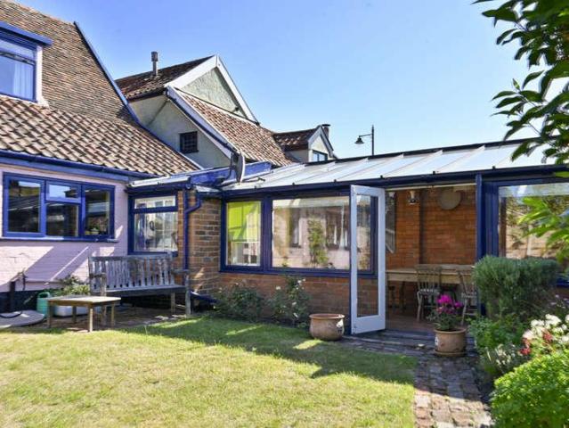 House for sale in Whisstocks Place, Eastbridge