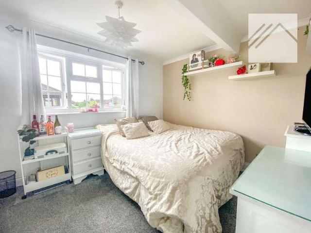House for sale in Winter Gardens, Castle Point