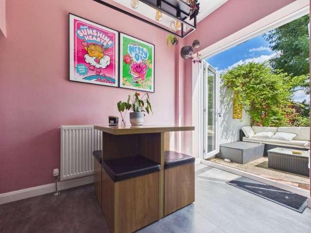 House for sale in Fishersgate, West Sussex