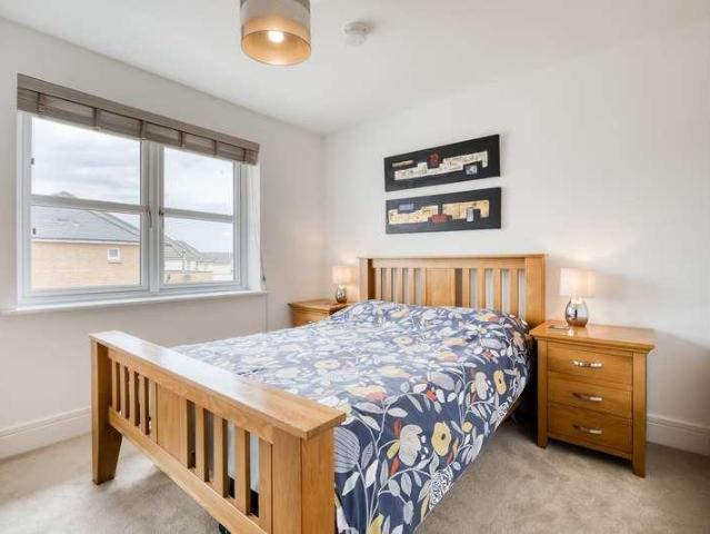 House for sale in Sewell, Scotland