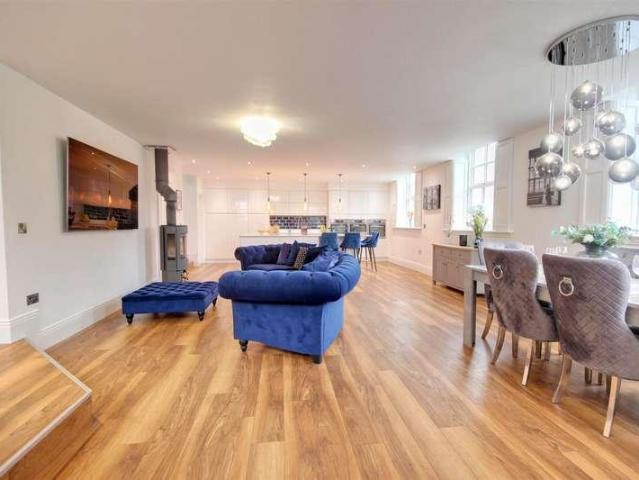 House for sale in Bishop Burton
