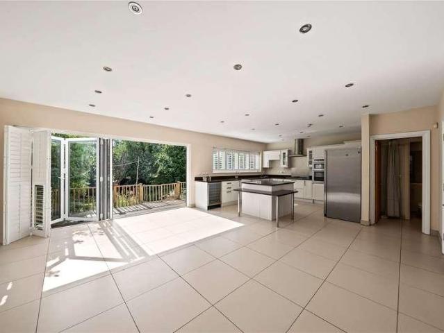 House for sale in Norbiton, Greater London