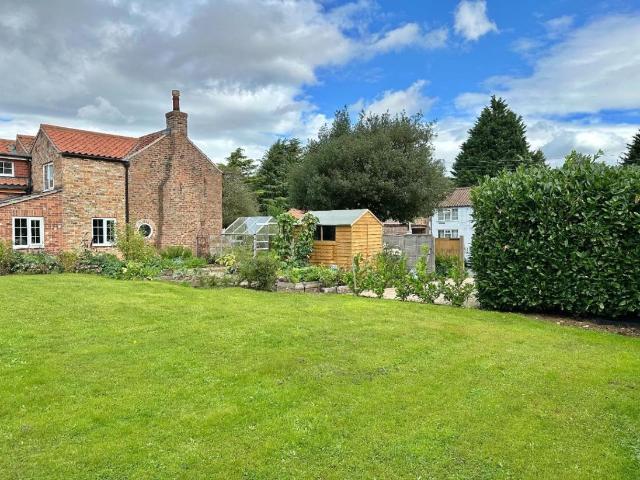 House for sale in Flawith