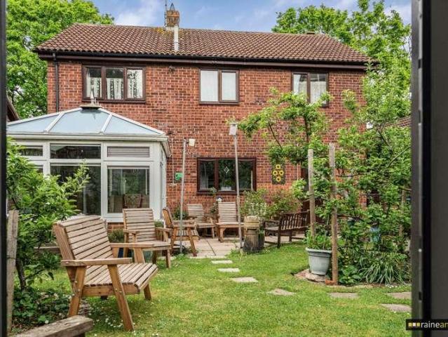 House for sale in Stanborough, Fretherne