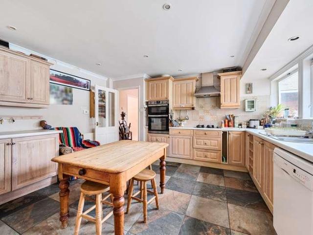 House for sale in Moor, South Petherton