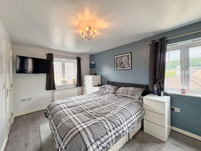 House for sale in Coedffranc, Wales