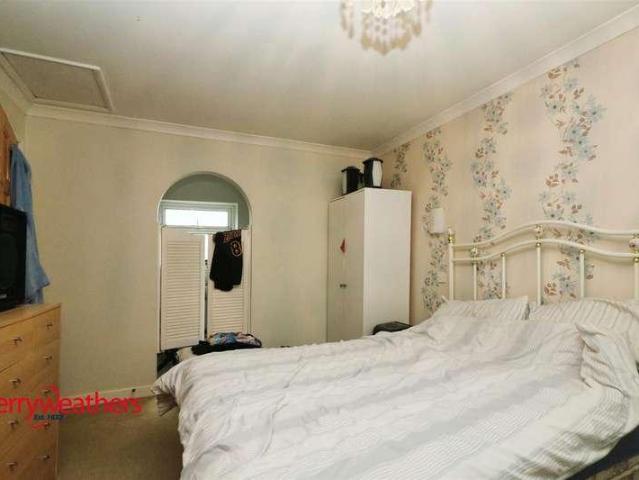 House for sale in Rotherham, Bradgate