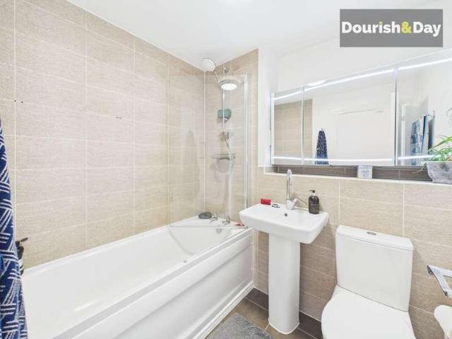 House for sale in Creswell, Baswich
