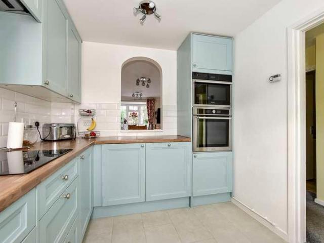 House for sale in Batchworth, Hertfordshire
