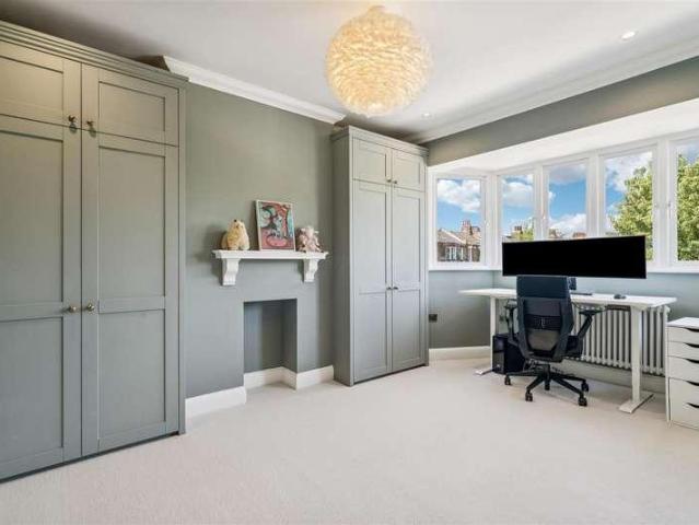 House for sale in Hammersmith, Greater London