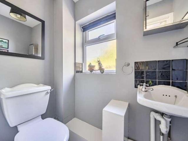 House for sale in Forthampton, Worcestershire