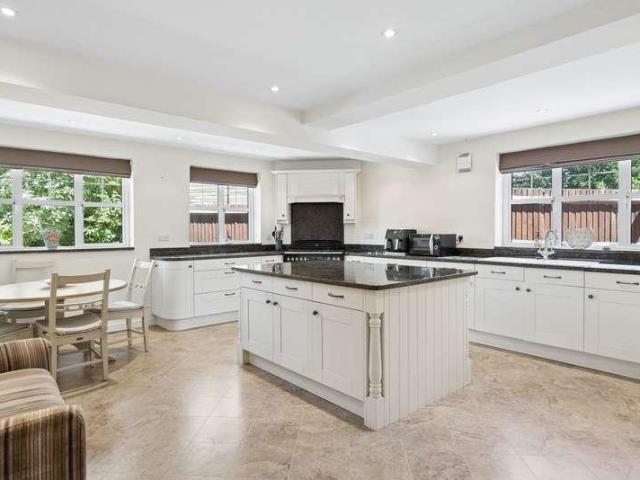 House for sale in Cox Green, Maidenhead