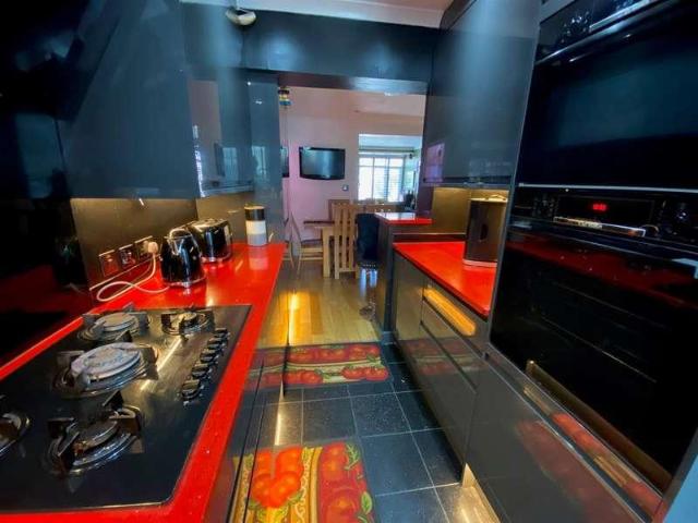 House for sale in Dagenham, Dagenham