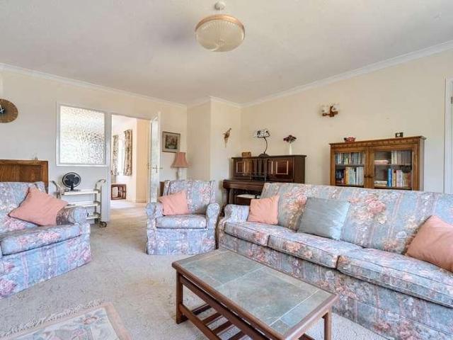 House for sale in Chard Town, Chard