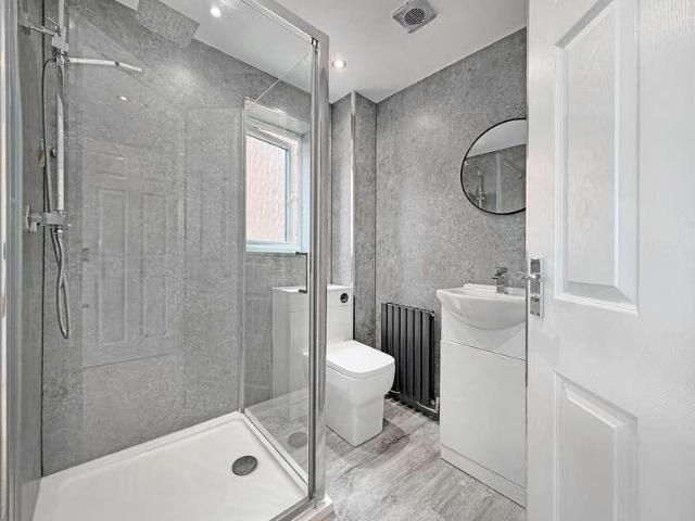 House for sale in Seaton Carew, Hartlepool