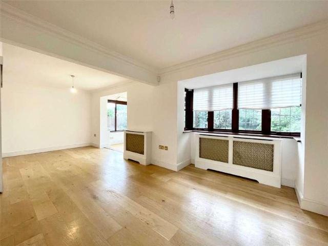 House for sale in Barnet, Hadley Wood