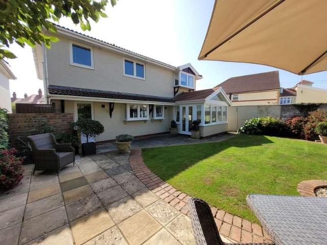 House for sale in Porthcawl, Nottage