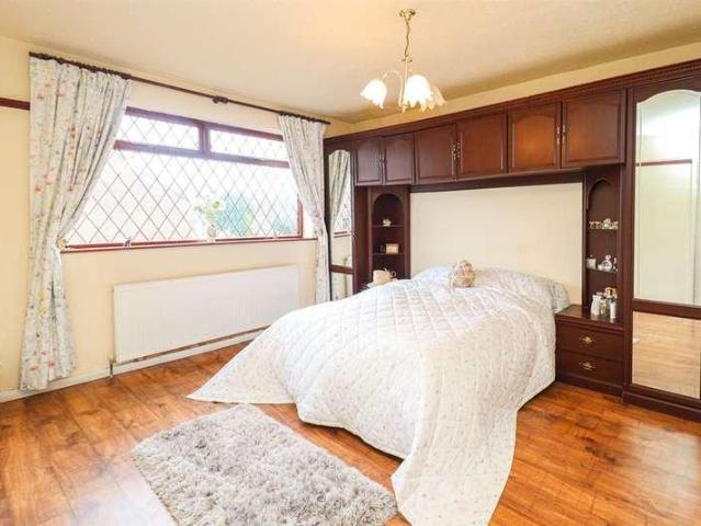 House for sale in Greystone Heath, Warrington