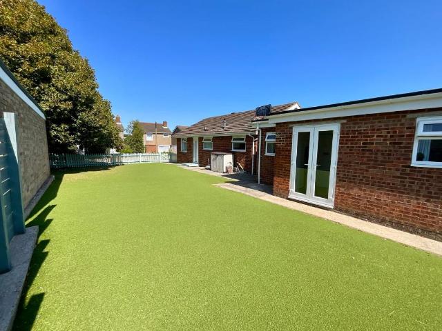 House for sale in Pebsham, Heathlands