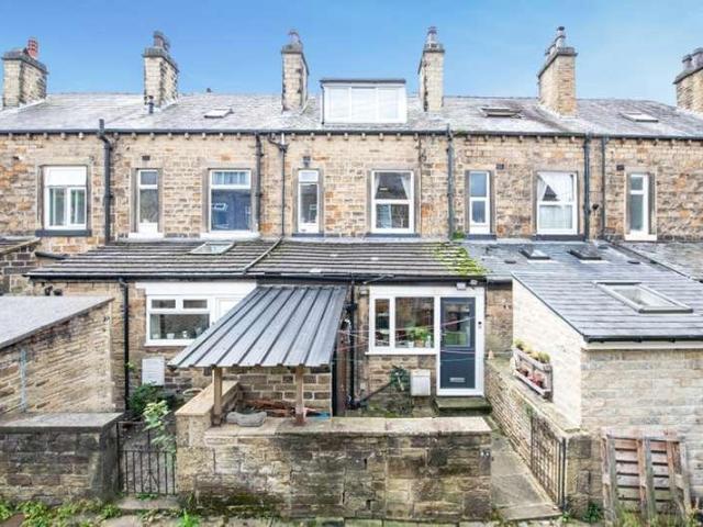 House for sale in Priestthorpe, Crossflatts
