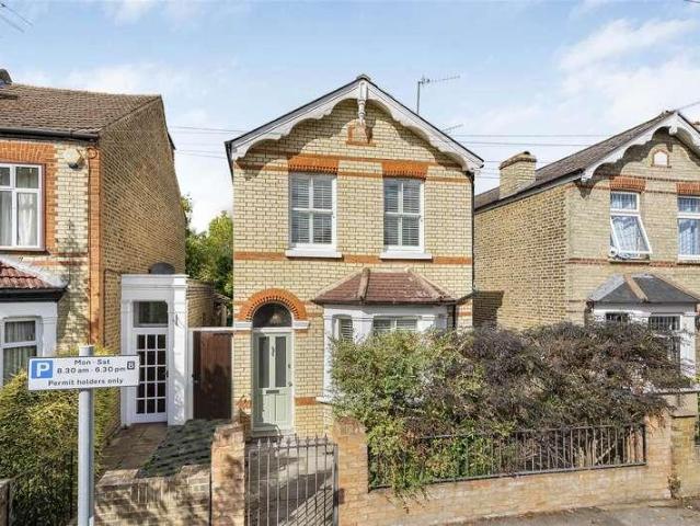 House for sale in Norbiton, Greater London