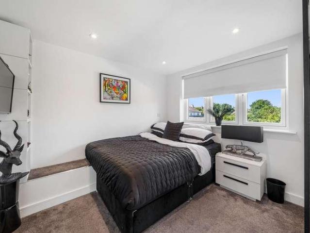 House for sale in Hale
