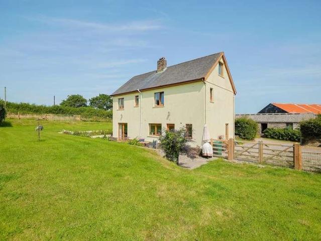 House for sale in Llanboidy, Henllan Amgoed