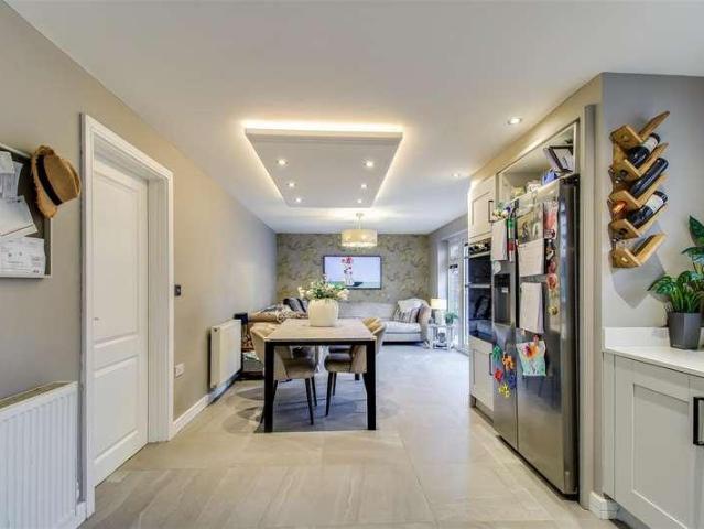House for sale in Red Hall Gardens, Wakefield
