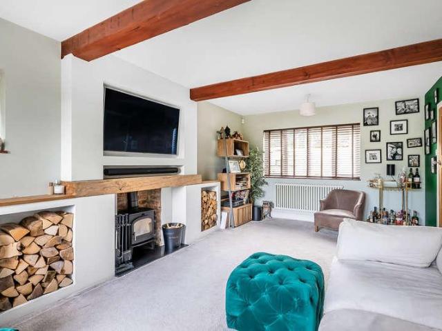 House for sale in Oxted, Hillview