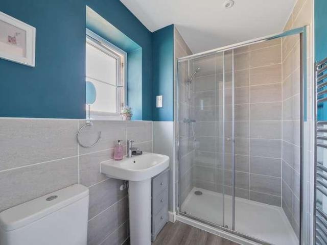 House for sale in Fole, Surrey