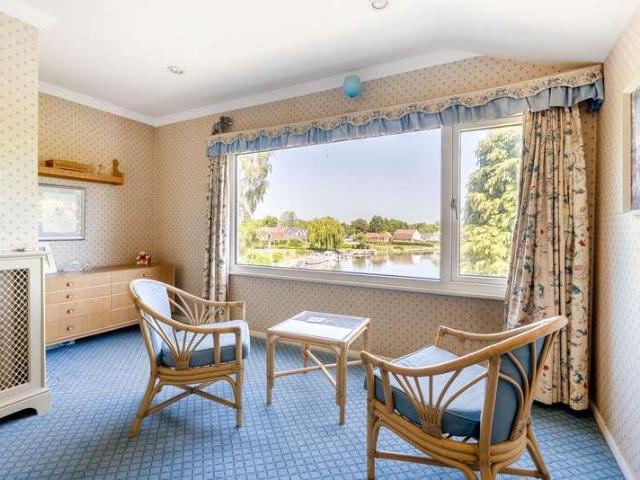 House for sale in Hamm Court, Row Town