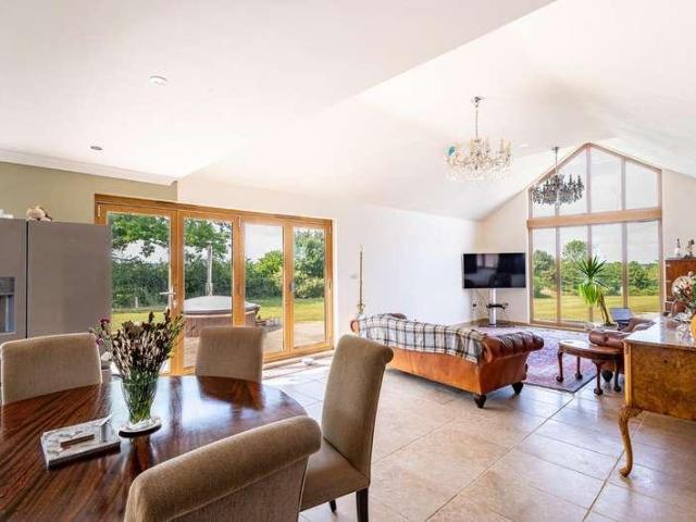 House for sale in Chipping Hill, Essex