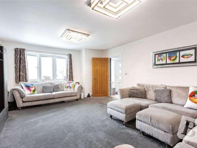 House for sale in Navestock Side, Essex