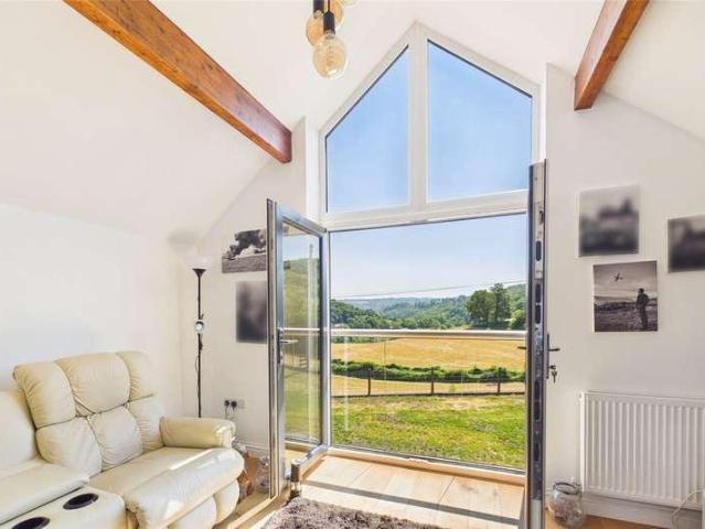 House for sale in Goodrich