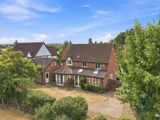 House for sale in Howe Street, Chelmsford