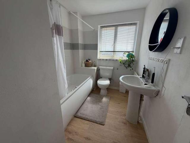 House for sale in Grantham, Barholm