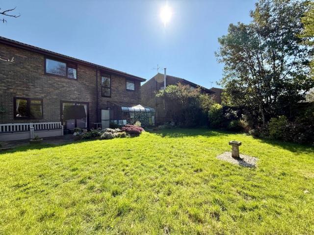 House for sale in Old Town, Heathlands