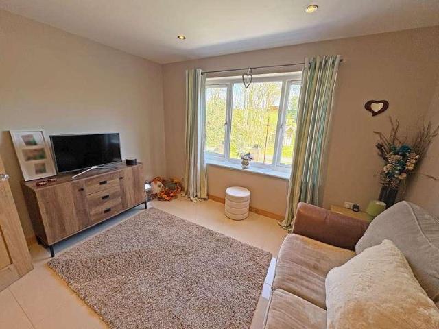 House for sale in Seacroft, Belleau