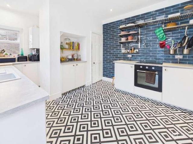 House for sale in Roselands, Eastbourne