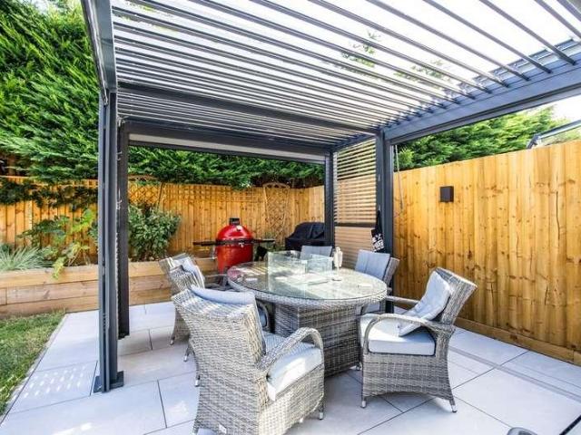 House for sale in Marshfield, Wales