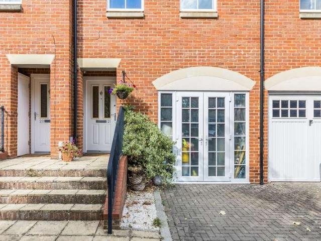 House for sale in Caldecott, Vale of White Horse