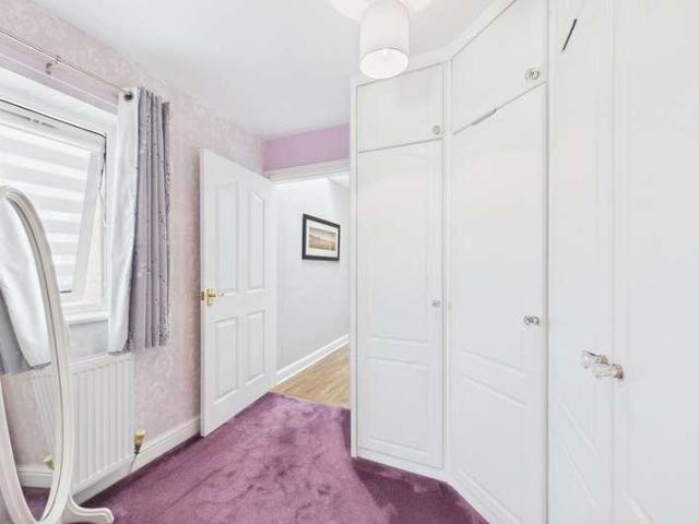 House for sale in Silverdale, Bare
