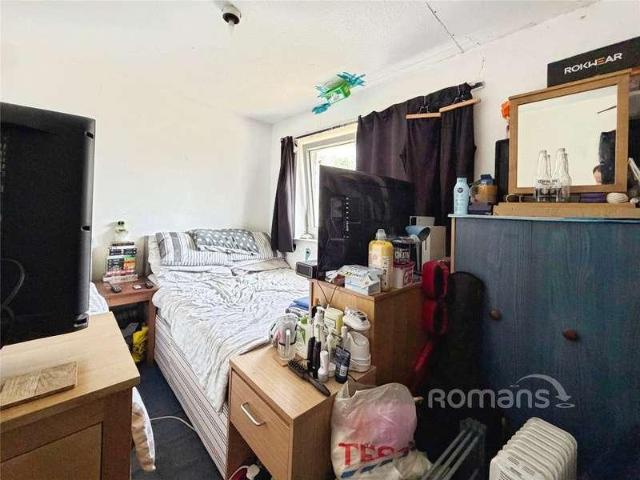 House for sale in Farnborough, Hampshire